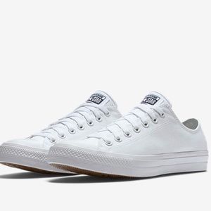 White Women’s Low-Top Converse with Lunarlon